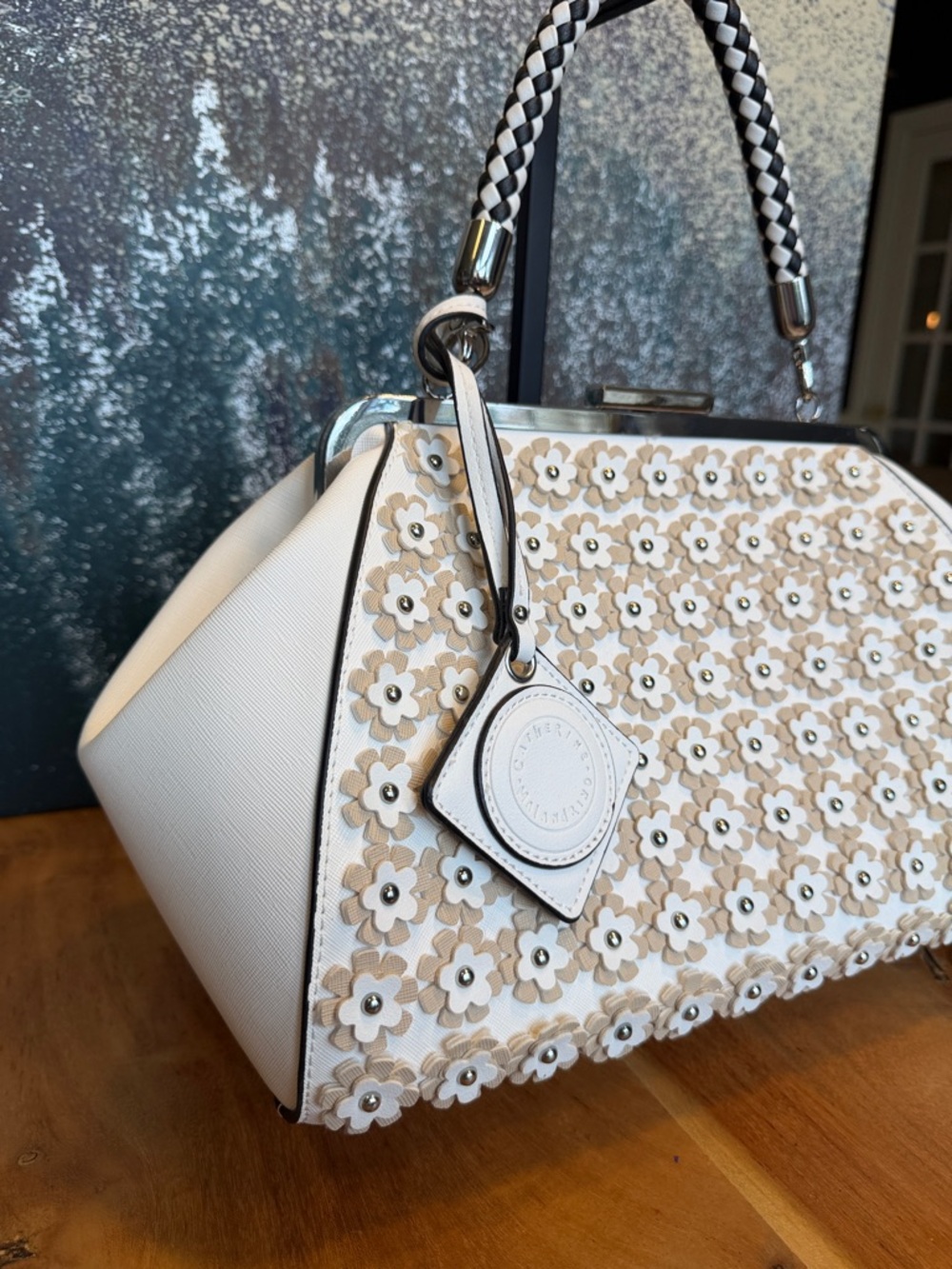 Catherine Malandrino Coquette Floral Appliqué Satchel Ivory/Tan (VGUC) - Picture 9 of 17